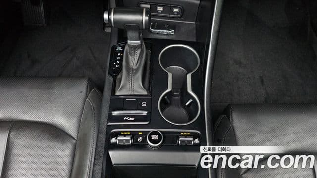 Kia K5 2022 — ფოტო 9/20