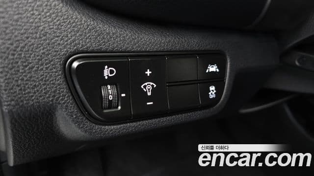 Kia Seltos 2020 — ფოტო 12/20