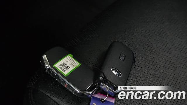 Kia Seltos 2020 — ფოტო 19/20