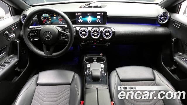 Mercedes-Benz A-Class 2020 — ფოტო 6/20
