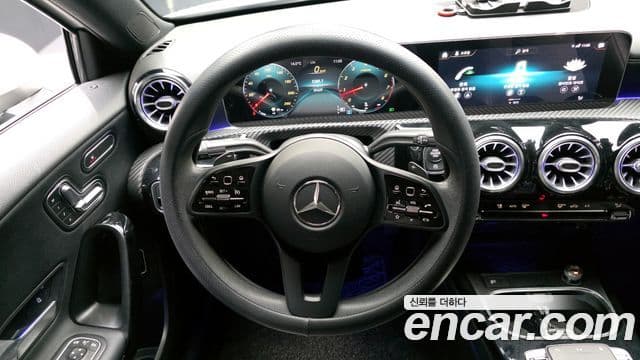 Mercedes-Benz A-Class 2020 — ფოტო 12/20