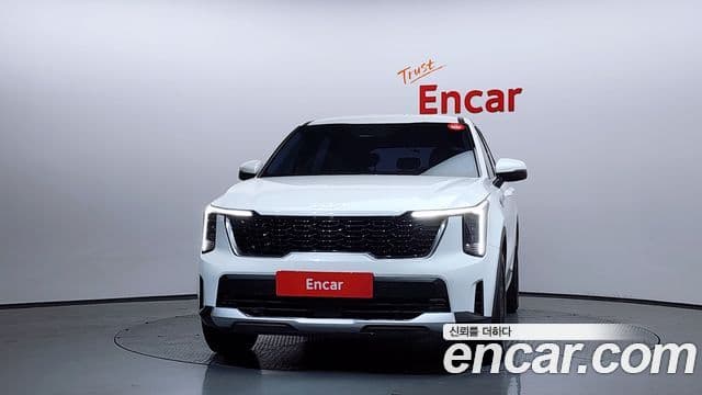 Kia Sorento 2023 — Фото 2/20