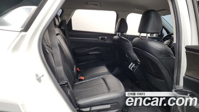 Kia Sorento 2023 — Фото 12/20