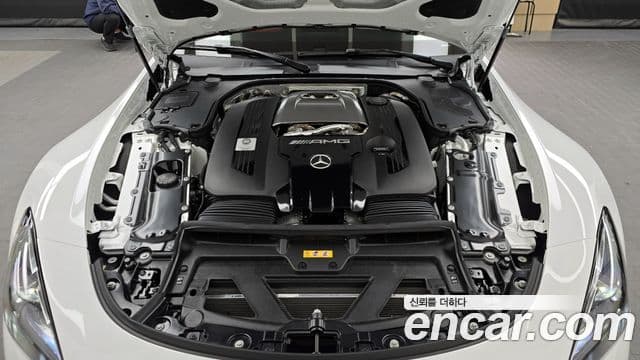Mercedes-Benz AMG GT 2025 — Photo 6/20