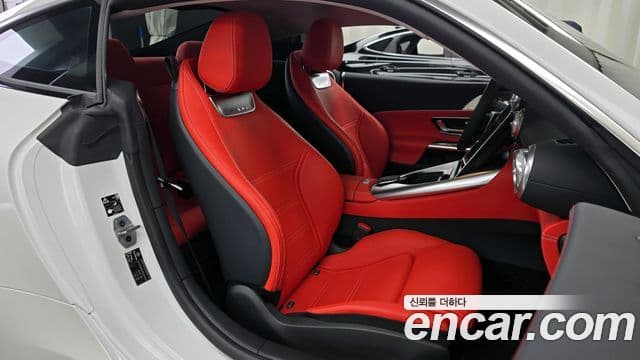 Mercedes-Benz AMG GT 2025 — Photo 9/20