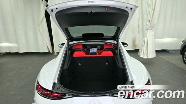 Mercedes-Benz AMG GT 2025 — Photo 17/20
