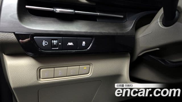 Kia Carnival 2022 — Şəkil 19/20
