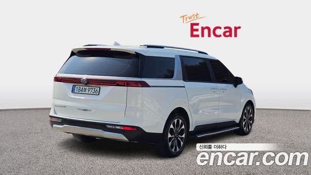 Kia Carnival 2021 — ფოტო 2/20