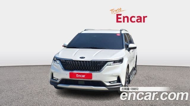 Kia Carnival 2021 — ფოტო 3/20