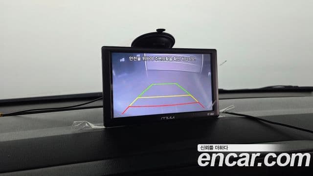 Hyundai Staria 2023 — Şəkil 16/20