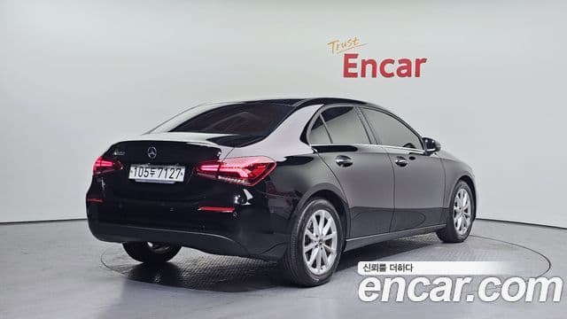 Mercedes-Benz A-Class 2020 — ფოტო 2/20