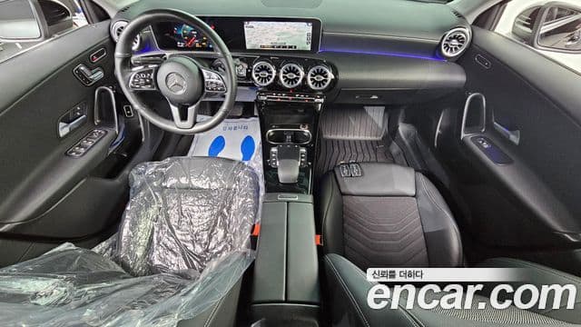 Mercedes-Benz A-Class 2020 — ფოტო 7/20
