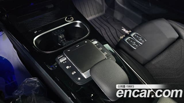 Mercedes-Benz A-Class 2020 — ფოტო 20/20