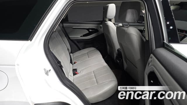Land Rover Range Rover Evoque 2022 — Photo 10/20