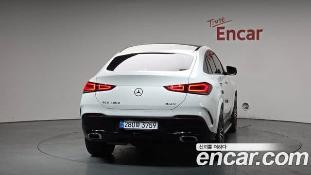 Mercedes-Benz GLE-Class 2022 — ფოტო 4/20