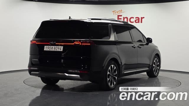 Kia Carnival 2022 — Şəkil 1/20