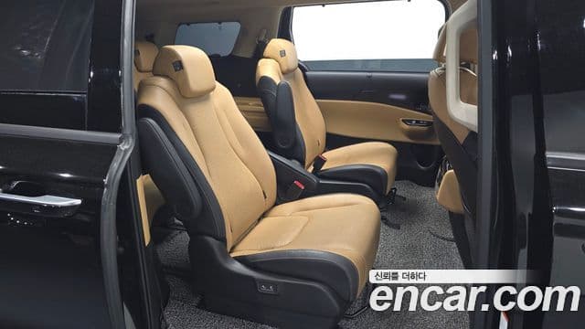 Kia Carnival 2022 — Şəkil 11/20