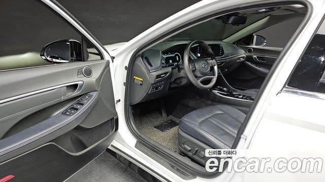 Hyundai Sonata Hybrid 2020 — ფოტო 1/20