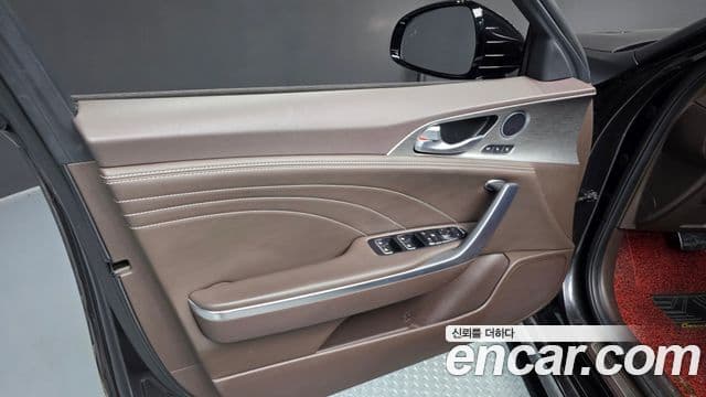 Kia Stinger Meister 2021 — ფოტო 14/40