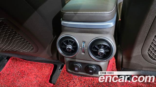 Kia Stinger Meister 2021 — ფოტო 22/40