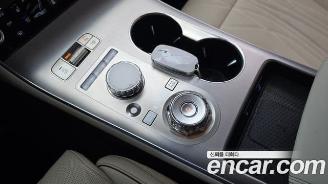 Genesis GV70 2024 — Şəkil 9/20
