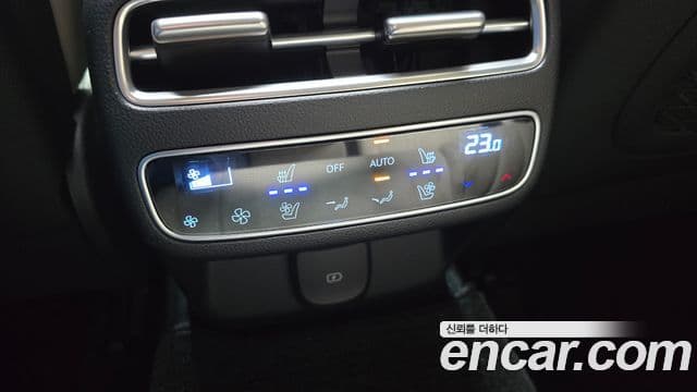 Genesis GV70 2024 — Şəkil 17/20
