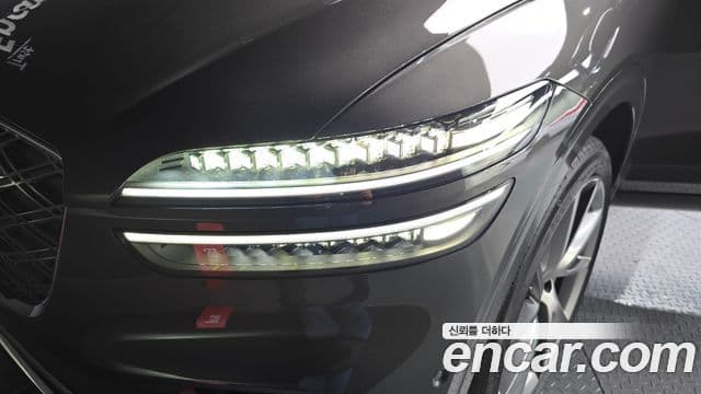 Genesis GV70 2024 — Photo 25/32