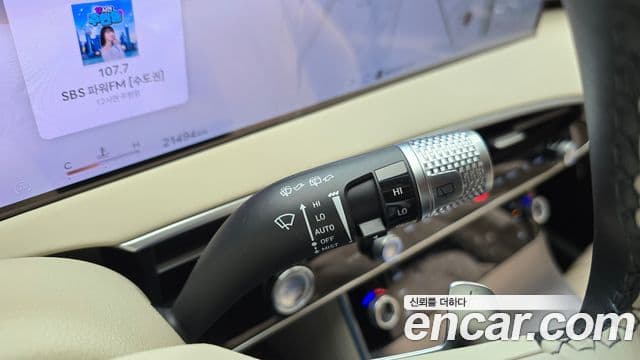 Genesis GV70 2024 — Photo 14/32