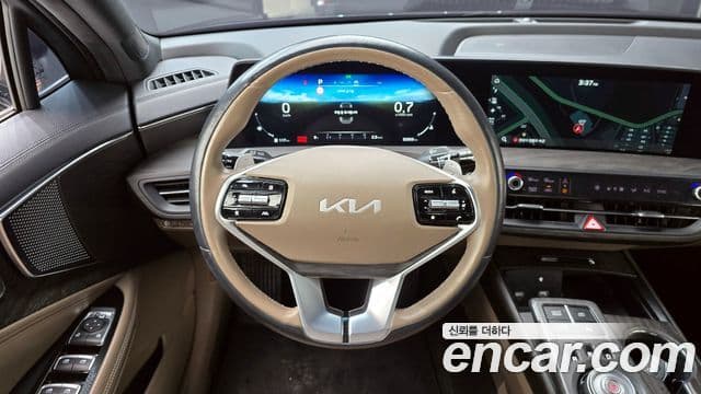 Kia K8 2022 — Şəkil 13/20
