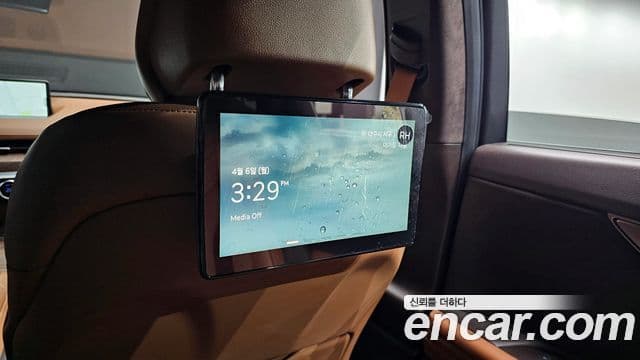 Genesis Electrified G80 2021 — Şəkil 12/20
