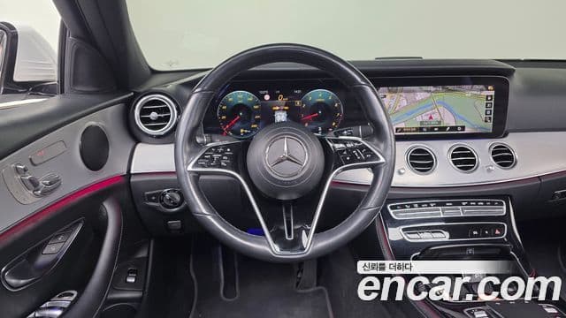 Mercedes-Benz E-Class 2021 — ფოტო 13/20