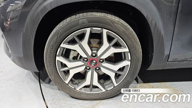 Kia Seltos 2021 — ფოტო 5/20