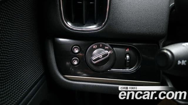 Mini Cooper Countryman 2020 — Фото 18/20