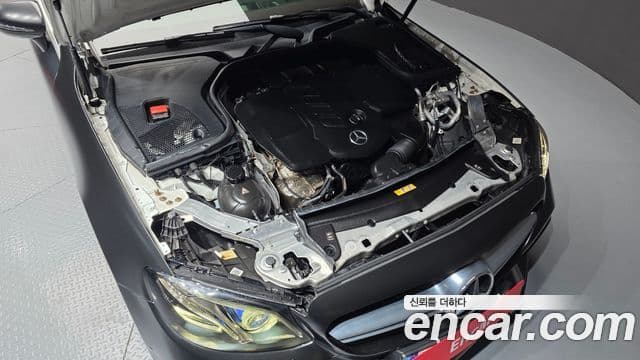 Mercedes-Benz E-Class 2019 — ფოტო 6/20