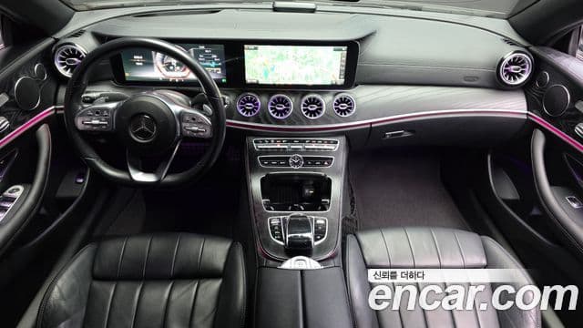 Mercedes-Benz E-Class 2019 — ფოტო 7/20
