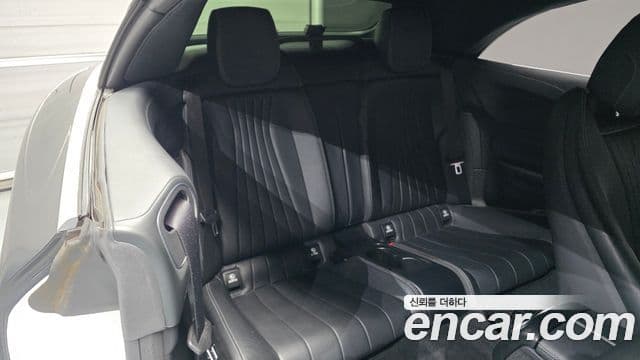 Mercedes-Benz E-Class 2019 — ფოტო 12/20