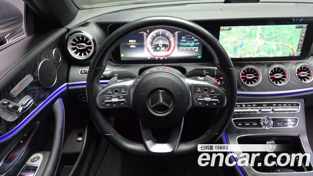 Mercedes-Benz E-Class 2019 — ფოტო 13/20