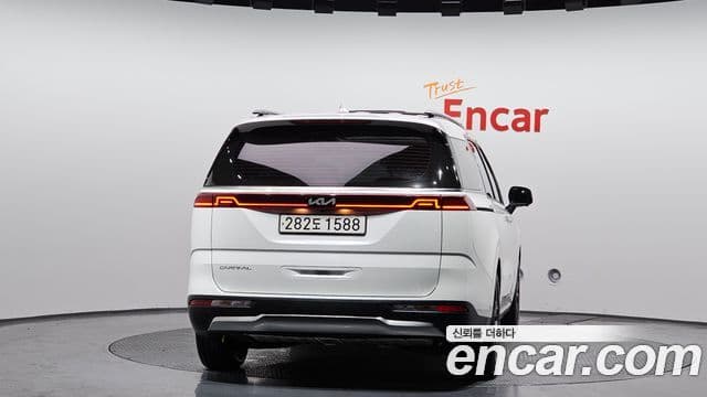 Kia Carnival 2023 — Şəkil 4/20