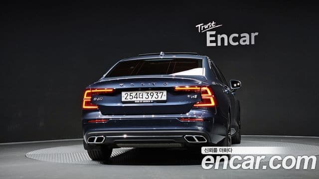 Volvo S60 2019 — Şəkil 4/20