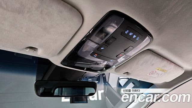 Hyundai Staria 2021 — ფოტო 19/20