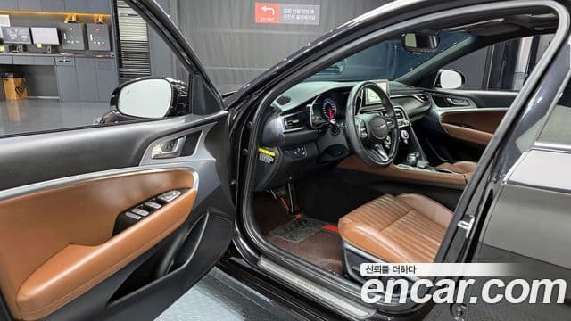 Genesis G70 2019 — ფოტო 9/20