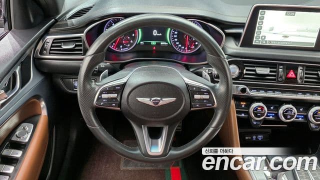 Genesis G70 2019 — ფოტო 14/20