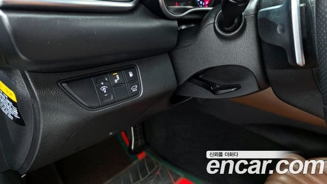 Genesis G70 2019 — ფოტო 18/20