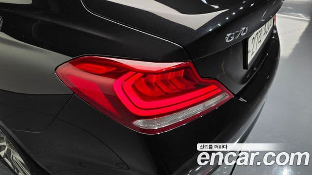 Genesis G70 2019 — Photo 28/34