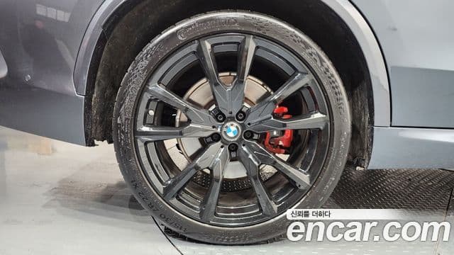 BMW X5 2022 — ფოტო 5/20