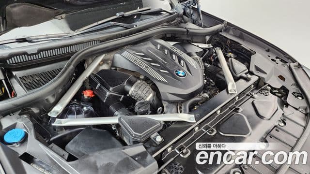 BMW X5 2022 — ფოტო 6/20