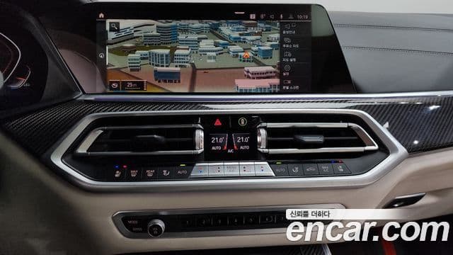 BMW X5 2022 — ფოტო 14/20