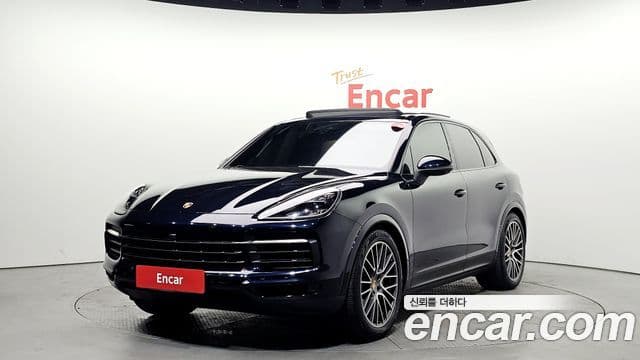 Porsche Cayenne 2020 — Photo 9/20