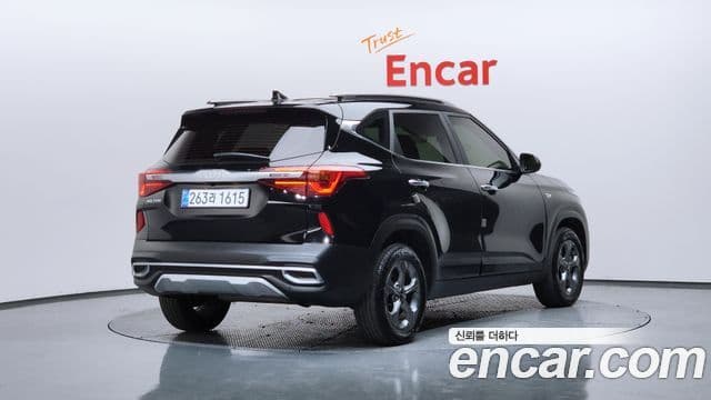 Kia Seltos 2022 — Şəkil 2/20