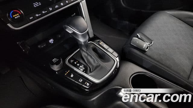 Kia Seltos 2022 — Şəkil 9/20